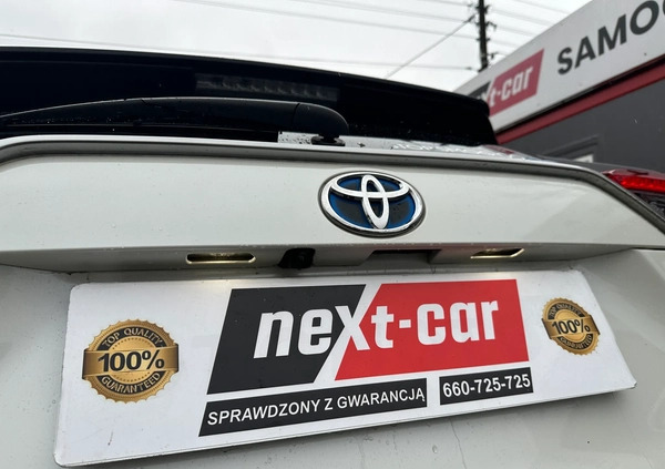 Toyota RAV4 cena 139900 przebieg: 121510, rok produkcji 2019 z Tuchola małe 742